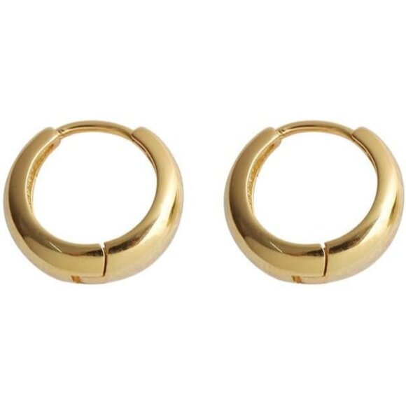 Jewelry - Elegant 18K Gold Plated Huggie Hoop Earrings - Hypoallergenic & Comfortable